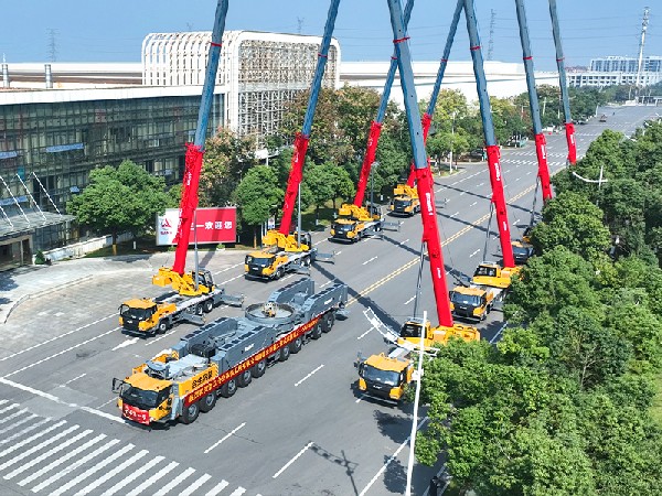 祝贺Hesheng喜提全球最大三一轮式起重机SAC40000T ！